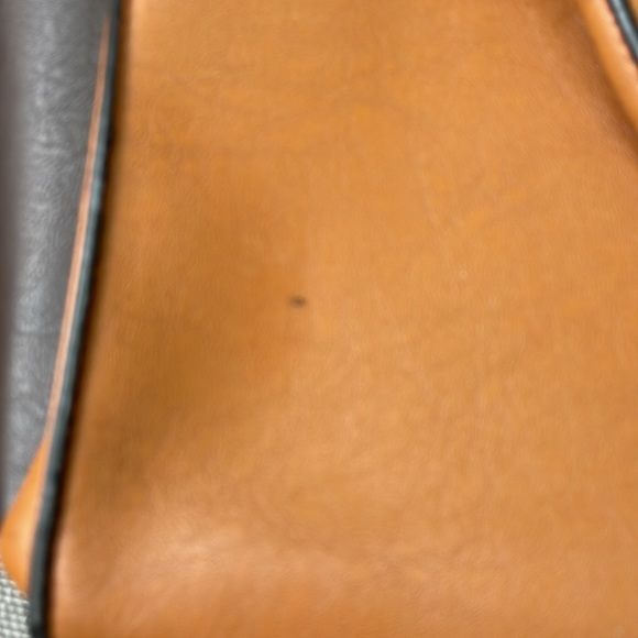 US Polo Assiciation Purse - Picture 7 of 8